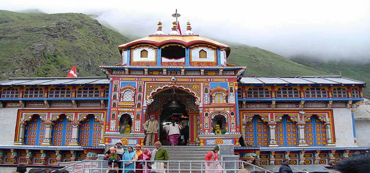 Colourful facade of Badrinath temple